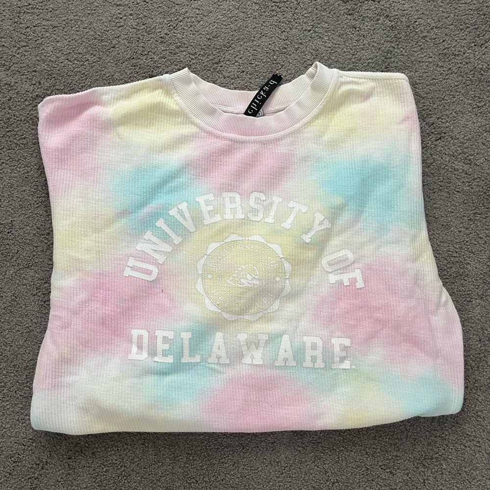 University of Delaware Multicolor Crew Neck